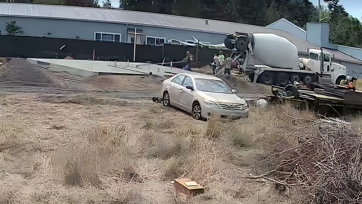 The Stratton under construction at 3920 San Juan Avenue, Port Townsend: foundation revealed